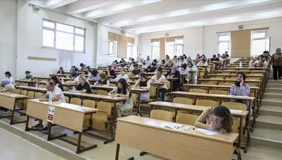 KPSS ön lisans oturumu başladı: KPSS ön lisans sınavı saat kaçta bitecek? (2024 ÖSYM KPSS sınav bilgisi)