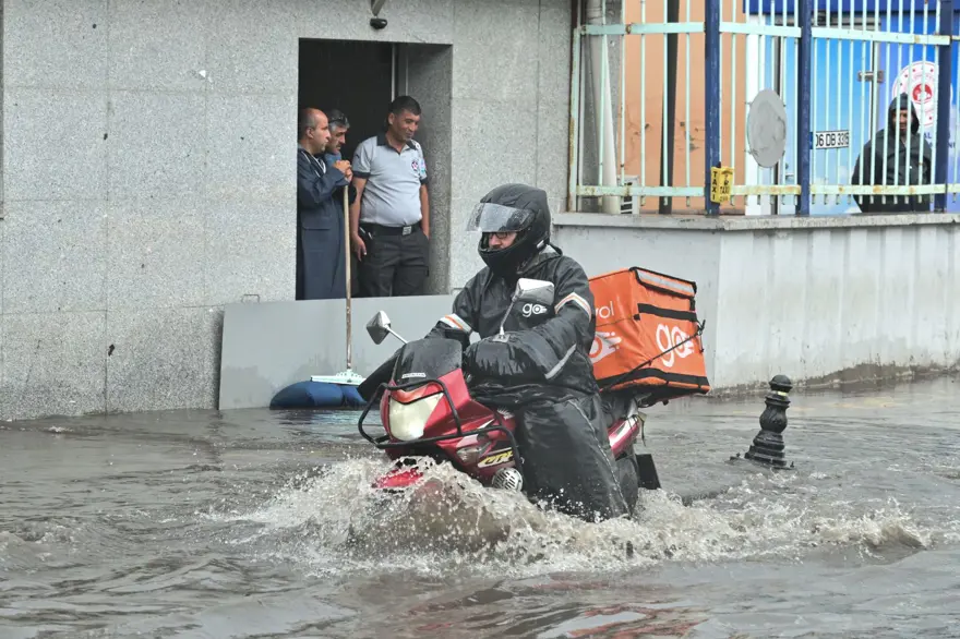 Ankara'da şiddetli sağanak 28