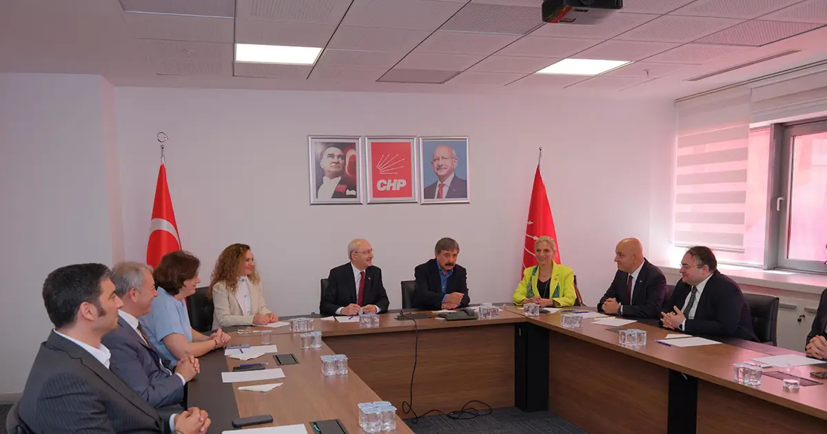 Özgür Özel dönemindeki ihraçlar iptal edildi. Kimlere CHP'ye dönüş yolu açılıyor?