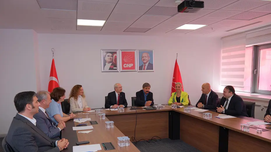Özgür Özel dönemindeki ihraçlar iptal edildi. Kimlere CHP'ye dönüş yolu açılıyor?