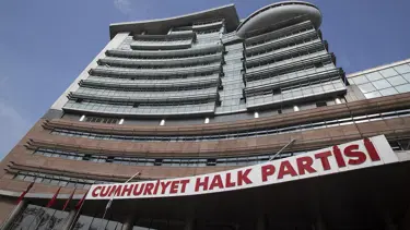 CHP, İstanbul’da 7 ilçe yönetimini görevden aldı