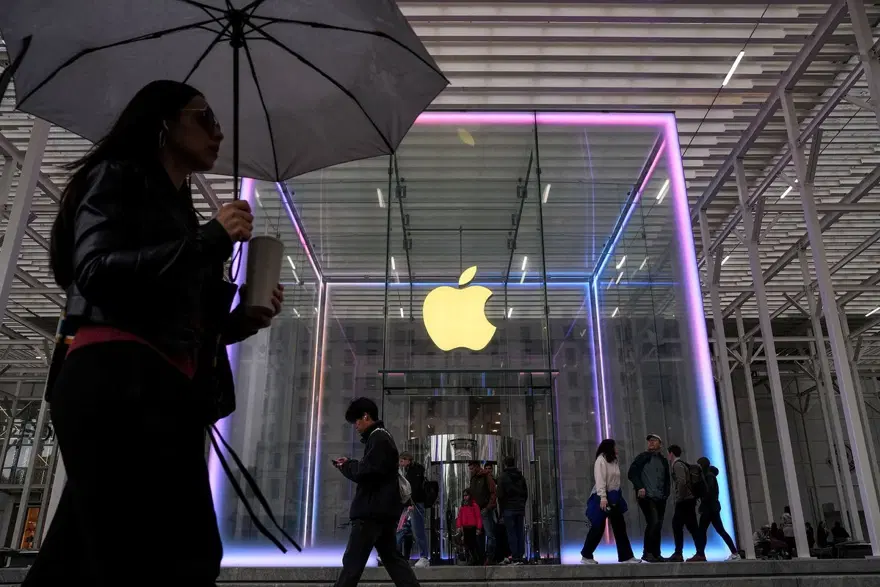 Apple iş görüşmelerini gösterdi, OpenAI'a dava açtı 