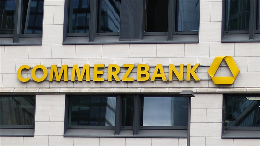 Bankacılık devi 3 bin kişi çıkartacak