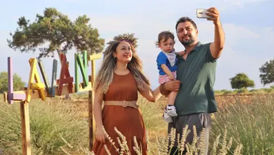 250 nüfuslu 'lavanta köyü', normalleşme sürecinde 400 bin misafir ağırladı