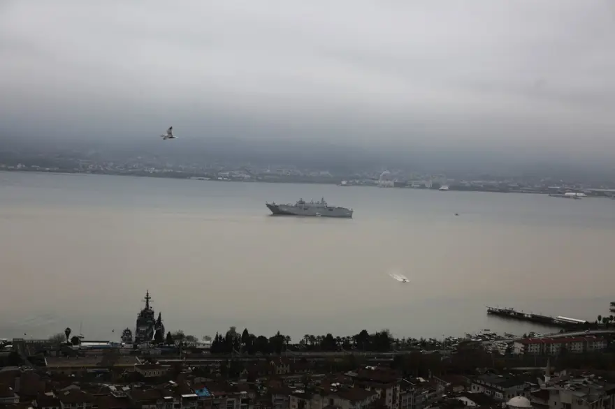 TCG Anadolu, Kocaeli’de ziyarete açıldı 3 TCG Anadolu, Kocaeli’de ziyarete açıldı 3