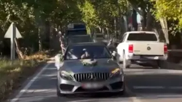 Gelinle damat havaya ateş açtı: Görüntü sosyal medyada paylaşıldı, polis peşlerine düştü