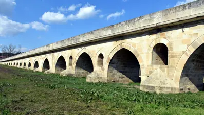 Tarihi Uzunköprü'nün kaybolan ayakları gün yüzüne çıkarılacak
