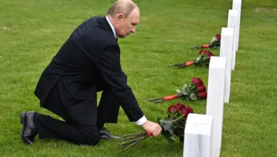 Putin, Alaska’daki Sovyet mezarlarını ziyaret etti