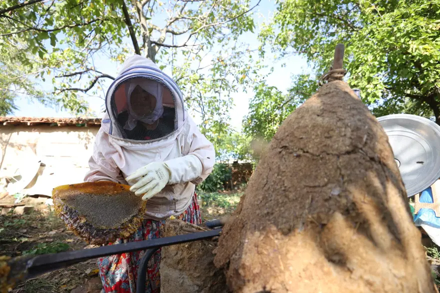 63 yaşında, 30 yıldır üretiyor: Kayınpederinden kalmıştı, kilosu bin 750 lira 3