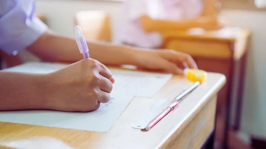 AÖL 1. dönem kayıt yenileme ekranı: Açık Öğretim Lisesi kayıt yenileme işlemi nasıl yapılır? 2 AÖL 1. dönem kayıt yenileme ekranı: Açık Öğretim Lisesi kayıt yenileme işlemi nasıl yapılır? 2