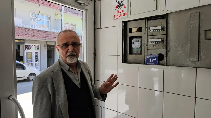 "RÖLE OLMADAN ELEKTRİK BAĞLANMASI YASAK" 5 "RÖLE OLMADAN ELEKTRİK BAĞLANMASI YASAK" 5