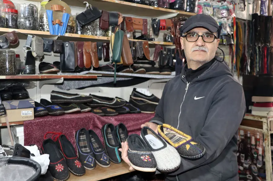 20 metrekarelik atölyesinde üretiyor: "Reşik" Avrupa'ya gönderiyor 5