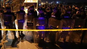 Bomba Çevik Kuvvet otobüsünün geçişinden saniyeler sonra patladı