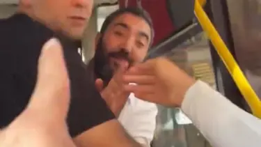 İETT otobüsünde karekod kavgası