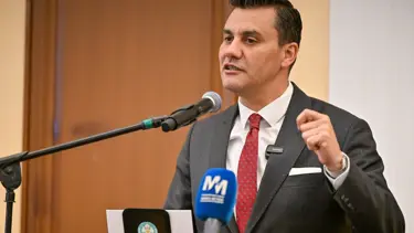 Manisa Büyükşehir Belediye Başkanı Ferdi Zeyrek hastaneye kaldırıldı