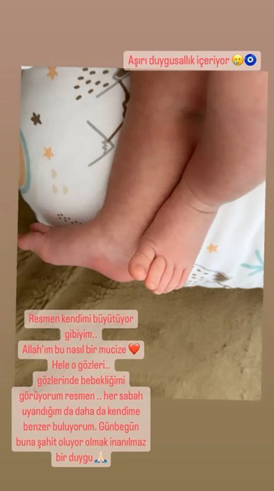 "GÖZLERİNDE BEBEKLİĞİMİ GÖRÜYORUM RESMEN" 4 "GÖZLERİNDE BEBEKLİĞİMİ GÖRÜYORUM RESMEN" 4