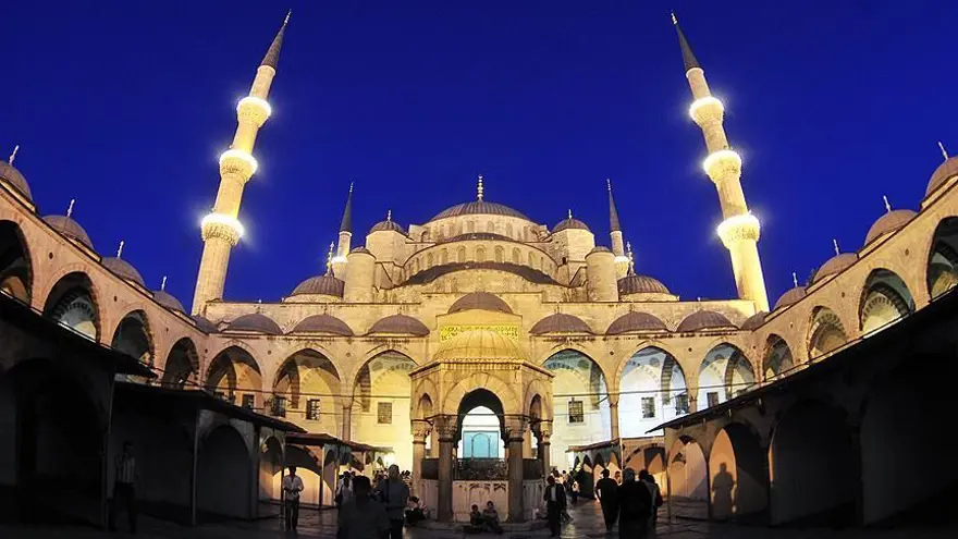 Bugün kandil mi, ne kandili? 14 Eylül Cumartesi Mevlid Kandili mi? (2024 Diyanet kandil takvimi) 1