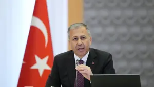 Bakan Yerlikaya: FETÖ taktikleriyle kurulan tuzakları yerle bir edeceğiz Bakan Yerlikaya: FETÖ taktikleriyle kurulan tuzakları yerle bir edeceğiz