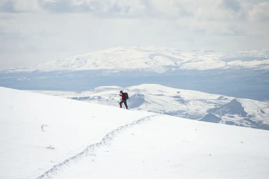 Tunceli'nin karla kaplı zirveleri trekking ve fotoğraf tutkunlarını ağırlıyor 12