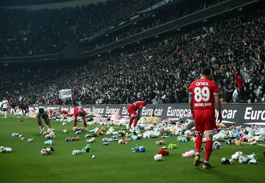 "Bu oyuncak sana arkadaşım" kampanyası dünya basınında 8 "Bu oyuncak sana arkadaşım" kampanyası dünya basınında 8