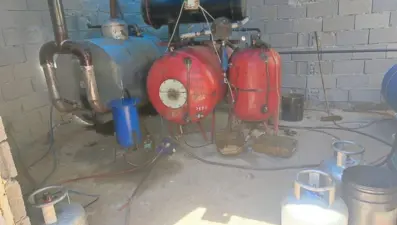 İzmir'de 705 bin litre kaçak akaryakıt ele geçirildi