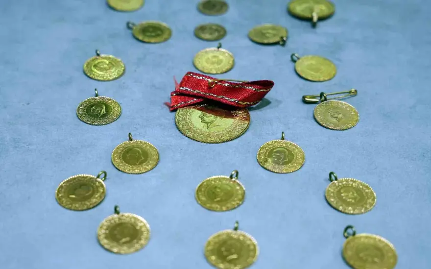 Bugün altın ne kadar? 3 Haziran son dakika canlı altın fiyatları: Gram ve çeyrek kaç TL oldu? 7