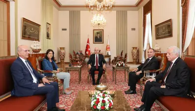 Numan Kurtulmuş, Meclis Başkanvekillerini kabul etti