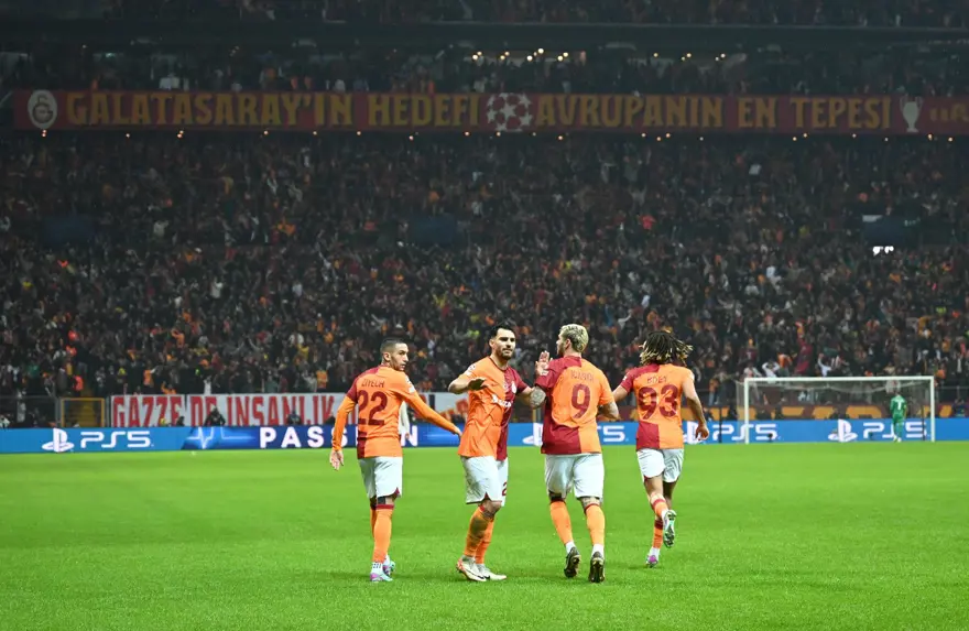 "Okan Buruk şansına dua etsin" (Spor yazarlarından Galatasaray-Manchester United maçı yorumu) 5