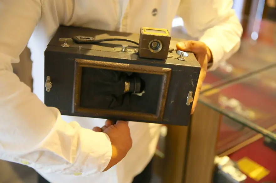 119 yıllık fotoğraf makinesi görenleri şaşırtıyor 4