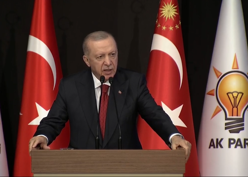 Cumhurbaşkanı Erdoğan'dan yeni anayasa mesajı: 10 hukukçu arkadaşımı görevlendirdim