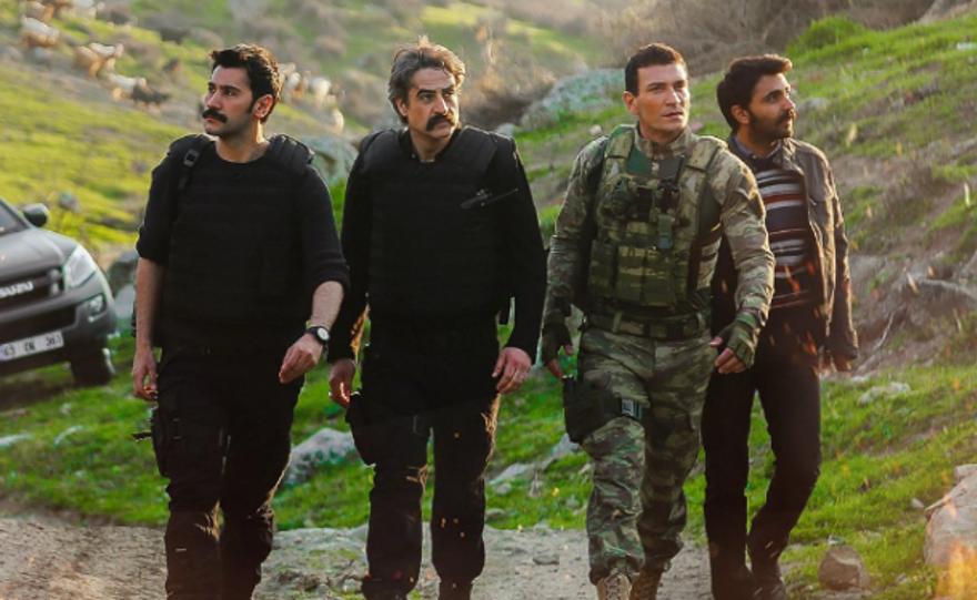 Hande Soral ‘İsimsizler’ dizisi kadrosunda 7 Hande Soral ‘İsimsizler’ dizisi kadrosunda 7