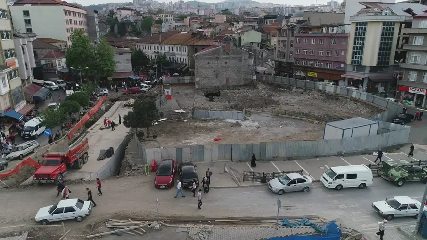 Trabzon'da tarihi sur ve menfez bulundu 4