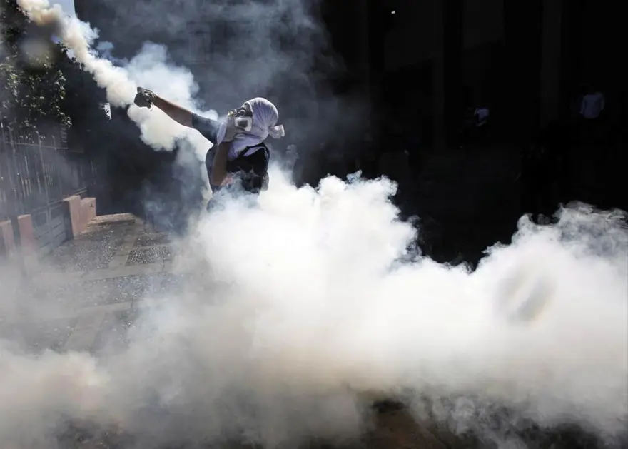 Öğrenciler yine sokakta 21