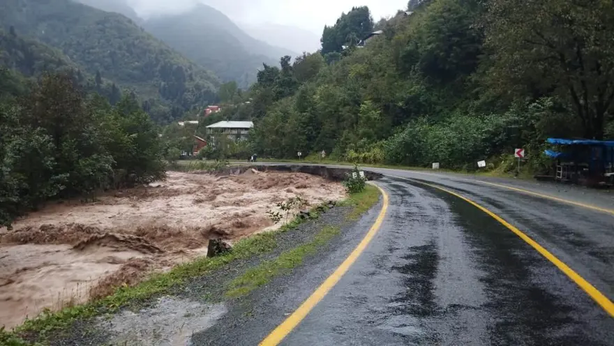 ARTVİN'İ DE SEL VURDU 12 ARTVİN'İ DE SEL VURDU 12