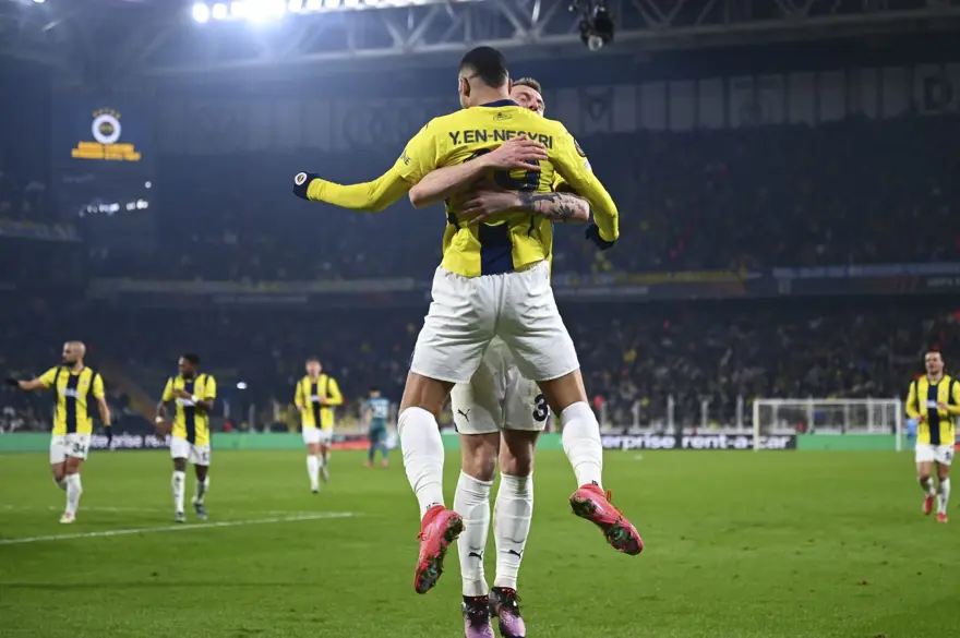 Mourinho'dan Anderlecht maçına derbi sürprizi: İlk 11'i netleştiriyor 