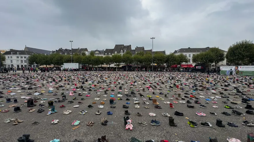 Hollanda'da Gazze'de ölen çocuklar ve gazeteciler anıldı 9 Hollanda'da Gazze'de ölen çocuklar ve gazeteciler anıldı 9