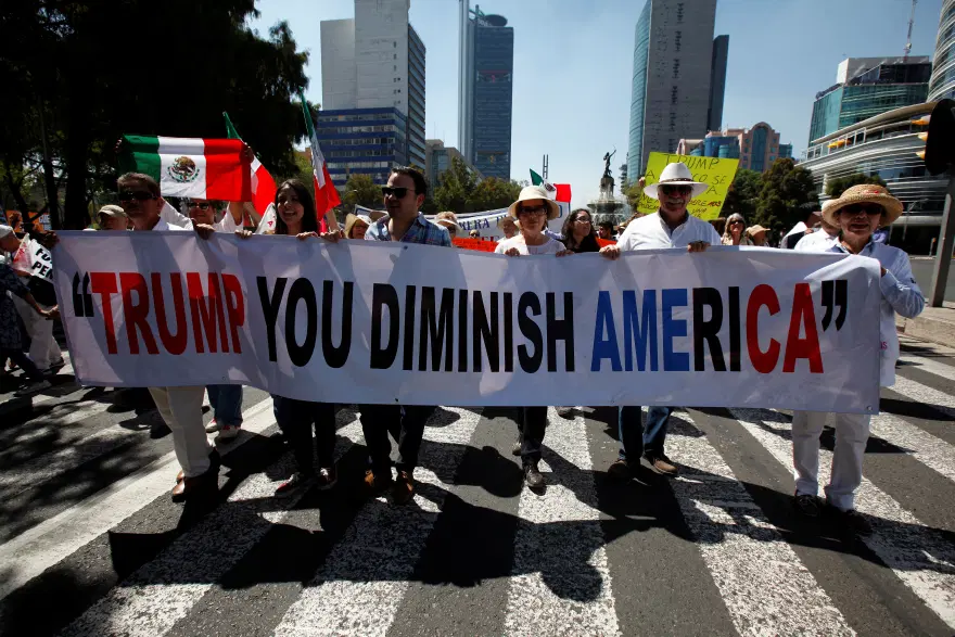 Meksika'da Trump protestosu 27 Meksika'da Trump protestosu 27