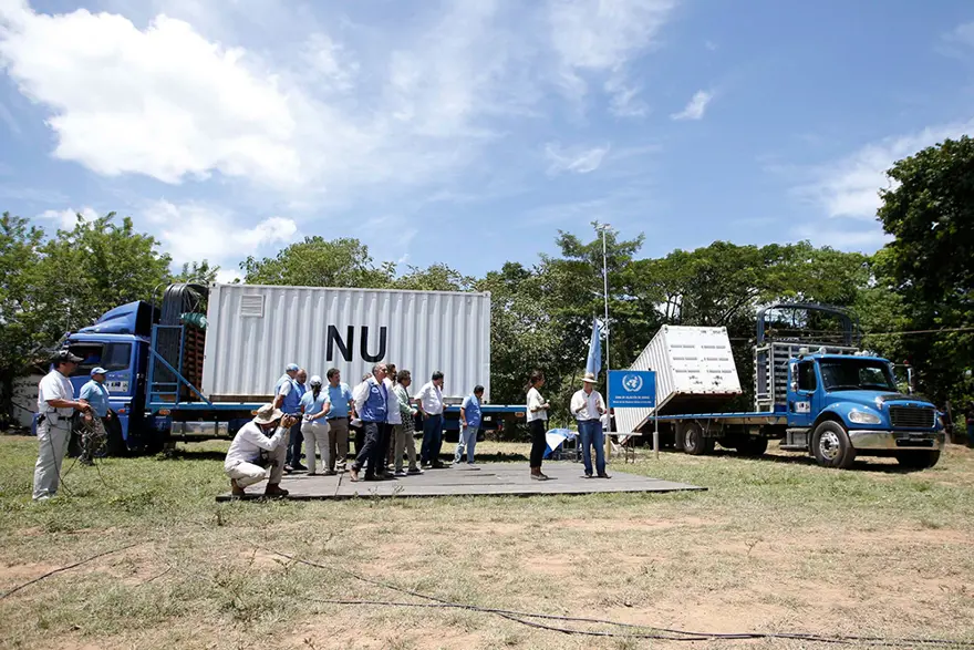 Kolombiya'da 52 yıllık savaş sona erdi Kolombiya'da 52 yıllık savaş sona erdi