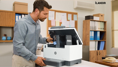 Küçük işletmelerin verimli çalışması için gerekli tüm özellikler HP LaserJet Tank yazıcıda bir arada