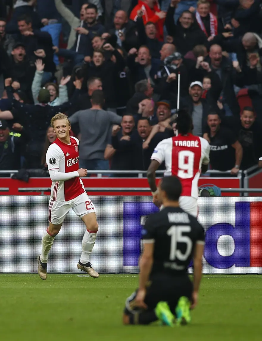 Lyon'a ağır darbe 4 Lyon'a ağır darbe 4