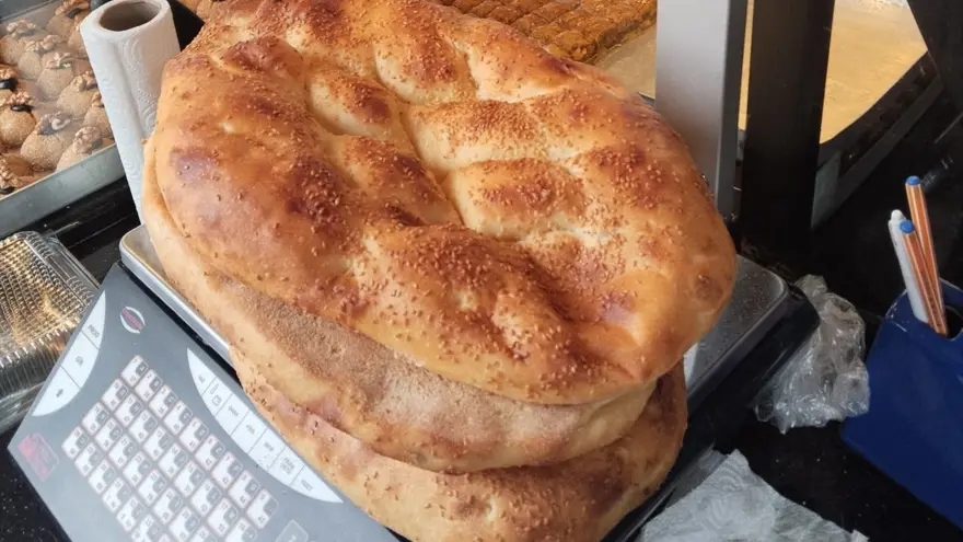 Uzmanı açıkladı: Uzun süre tok tutan Ramazan pidesi 5