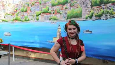 Ressam Alev Özas'tan 100 günde dev İstanbul tablosu