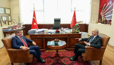 Davutoğlu'ndan Kılıçdaroğlu'na ziyaret