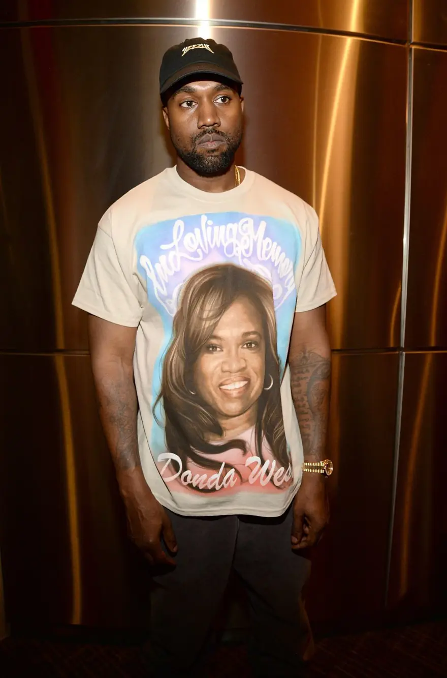 Kanye West’ten stajyere 500 bin dolarlıkdava 4 Kanye West’ten stajyere 500 bin dolarlıkdava 4