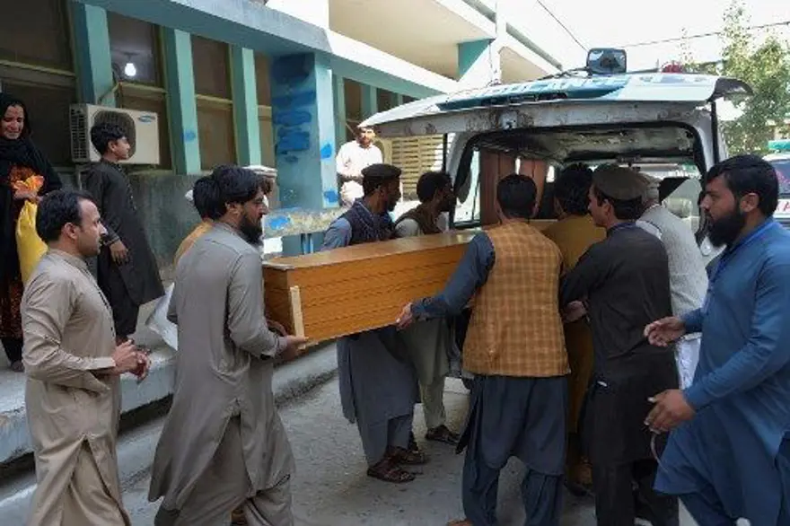 Afganistan'da Pakistan Konsolosluğu önünde izdiham: 15 ölü, 12 yaralı 1