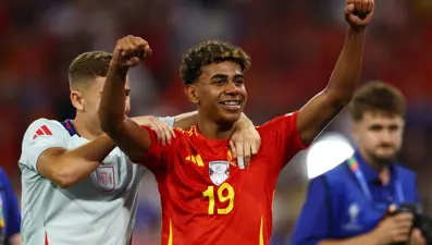 Lamine Yamal, Pele'yi geride bıraktı