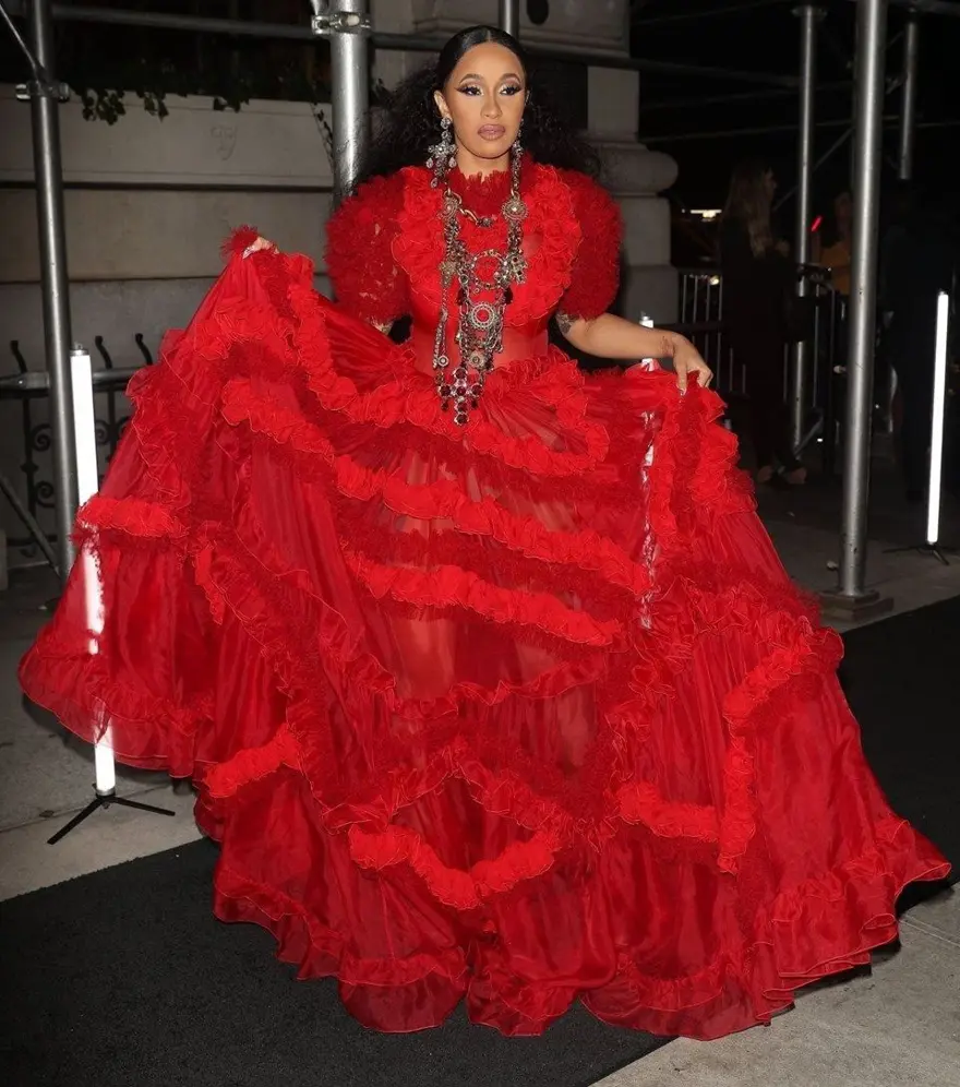 CARDI B 32 CARDI B 32