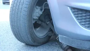 Sanatçı Alişan'ın kazasına benzer bir kaza da İzmir'de meydana geldi (Aks kırılması)