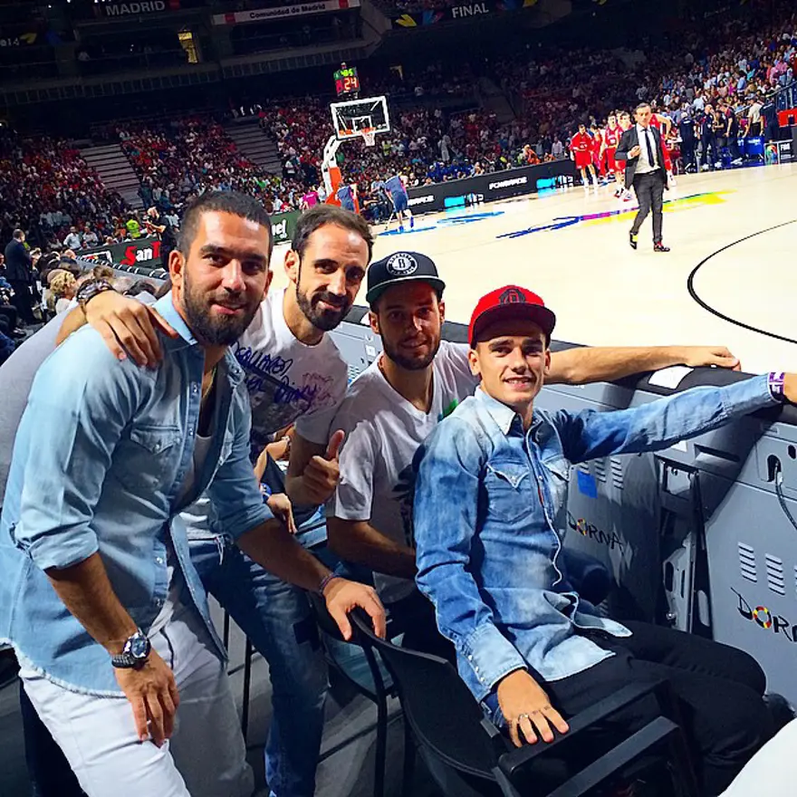 Arda Turan'ın 15 milyon euroluk malikanesi 203 Arda Turan'ın 15 milyon euroluk malikanesi 203