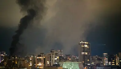 İsrail Beyrut'u yeniden bombaladı